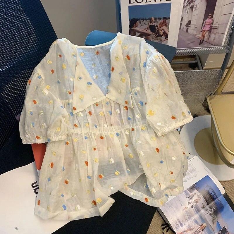 

Красочная шифоновая футболка в горошек, новая летняя милая футболка с короткими рукавами и низом, повседневный универсальный топ в корейском издании