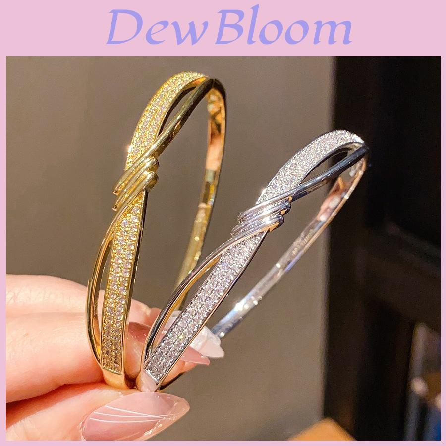 Copper Zircon Wave Pattern Bangle With Gold Plating For Fashionable Women
