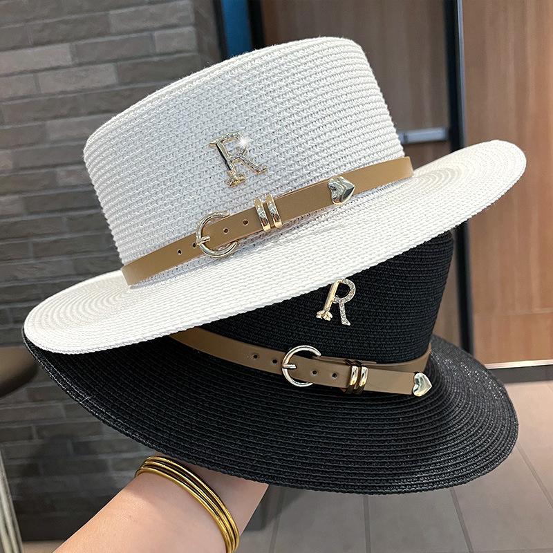 Women's Vintage Straw Hat with Adjustable Strap and Metal R Buckle for Beach and Outdoor Leisure