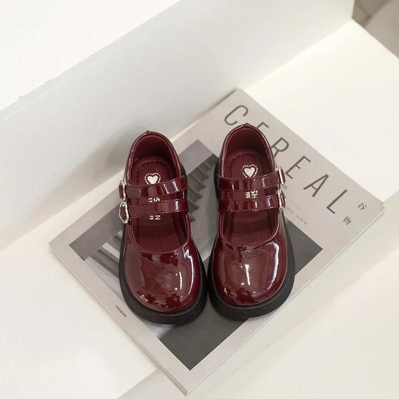 

Детские туфли на плоской подошве Черные глянцевые Туфли для танцев для выступлений для девочек С круглым носком 2025 Новая мода Детские туфли принцессы Нескользящие Мягкие 24 вино красного