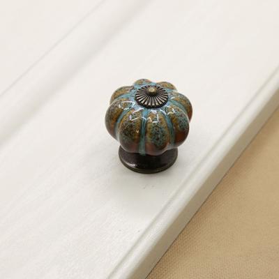 Accessori e parti di mobili – Maniglie per porte