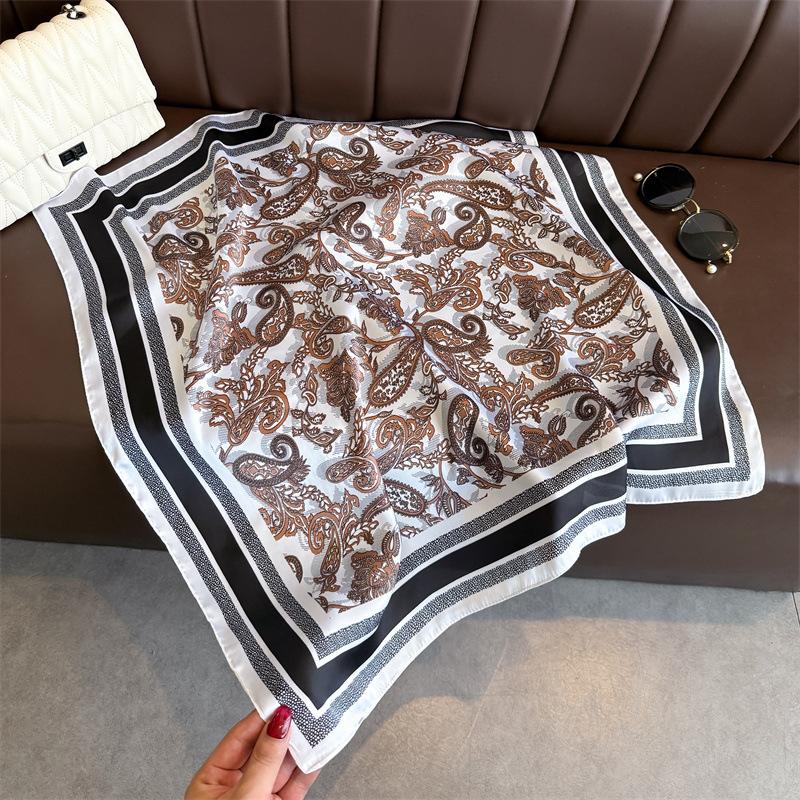

New Paisley Print Soft Satin Square Scarf Women Bandana Neckerchief Versatile Hair Band Head Wrap Bag Scarf 70X70CM