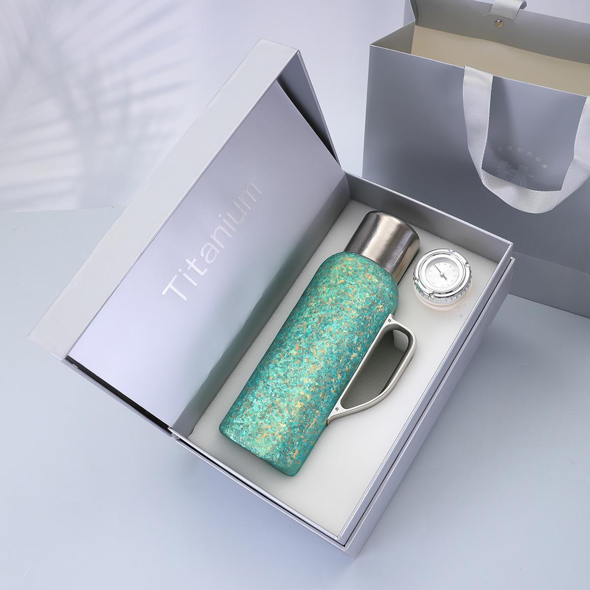 

All-Pure Titanium Insulated Water Kettle with Thermometer and Stylish Handle for Office or Home Use 800ml