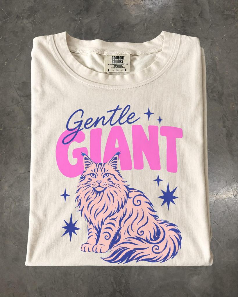 Maine Coon Shirt, Gentle Giant Graphic Tee, Fluffy Cat Lover Gift, Retro Pet T-Shirt
