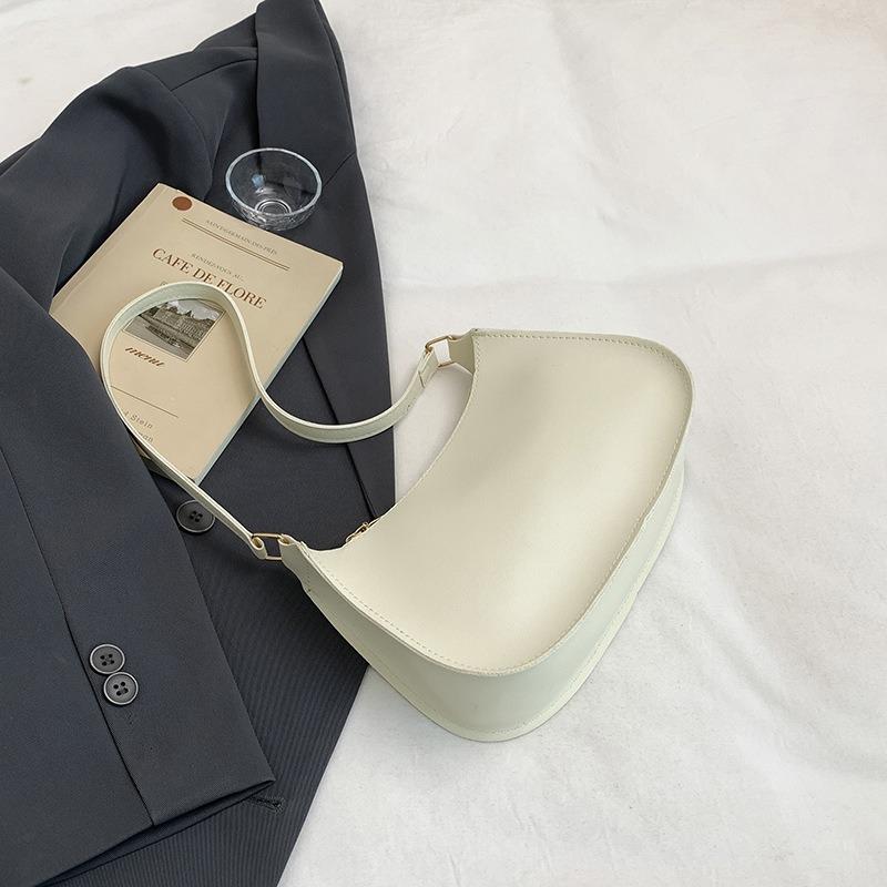 Patent Leather Minimalist Bag Women's New Solid Color Texture Underarm Bag Versatile Fashion Casual Shoulder Bag