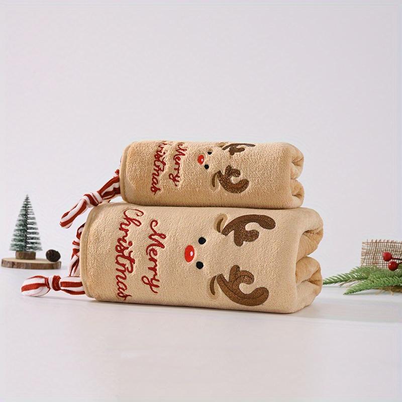 2pcs Christmas Family Set with Snowman, Reindeer & Santa Design Towels Ultra-Soft Coral Fleece Bath Towel, High Absorbency Gift