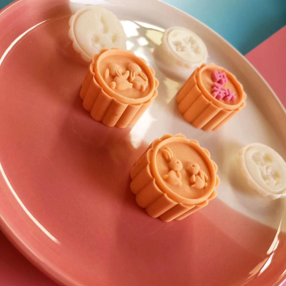 Rabbit Pattern Mooncake Stamp Plastic Mooncake Molds Cute   Baby Complementary Food