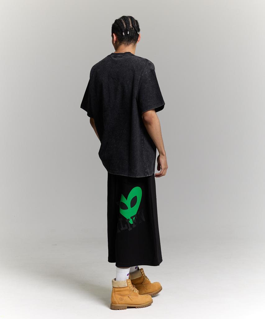 PHILIPPAKER Bermuda Giant One-Pleat Sweatshirt Crotch-Length Pants Lovelyon Black