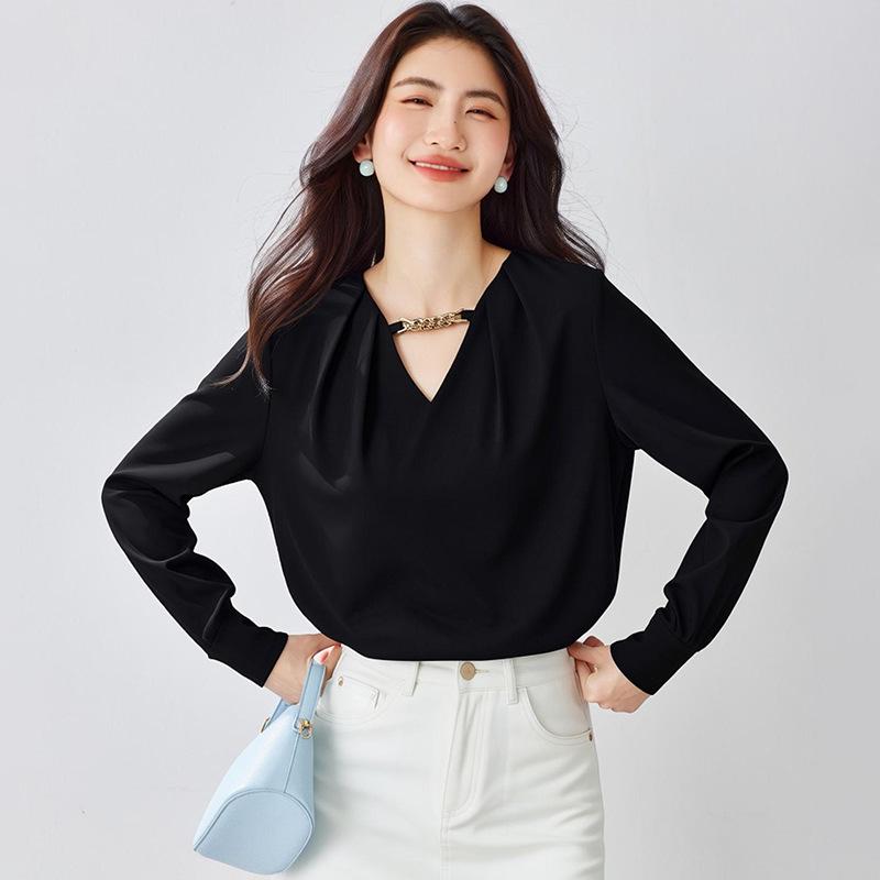 2026 Spring/Autumn Elegant French V-Neck Chain-Trimmed Waist-Cinching Long-Sleeved Women's Shirt