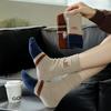 Damen Herbst Winter Verdickte Warme Trend Reine Farbe Baumwolle Buchstabenstickerei In der Röhre Frotteesocken
