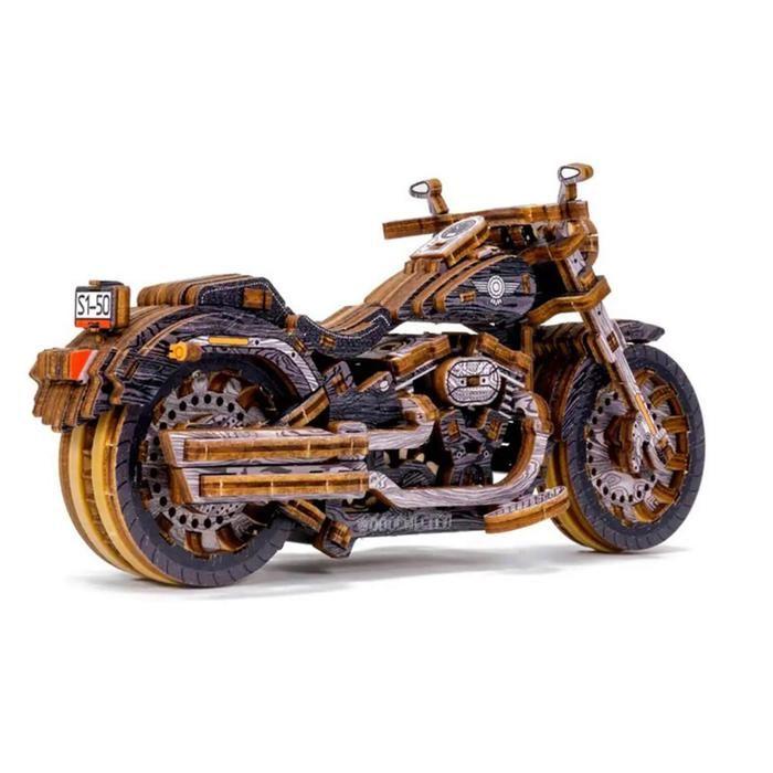 Dřevěný model : moto Cruiser V-Twin limitovaná edice