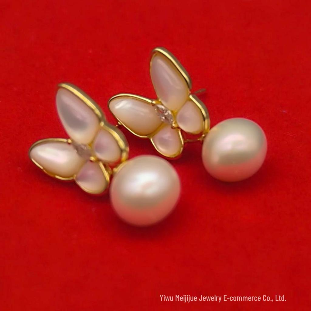 Korean-Style Pearl Rabbit Ear Stud Earrings - Trendy, Versatile Fashion Accessories