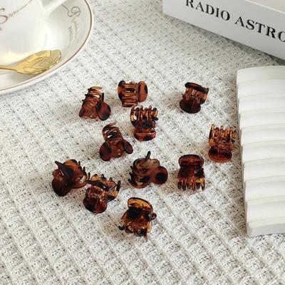 Mini klamra w stylu koreańskim - 1,5 cm spinka do grzywki w kolorze szylkretowym, proste i eleganckie akcesorium do włosów.