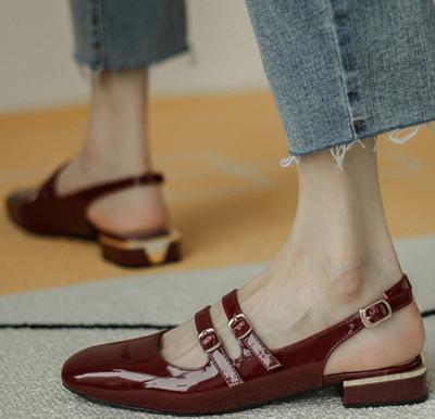 French Vintage Summe Patent Leather Shoes Low Heel Sandals Square Toe Mary Jane High Heels Ladies Double Buckle Elegant Sandals