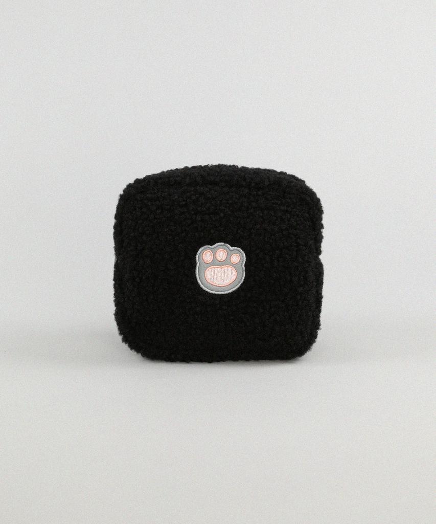 Kimhachan Fluffy Paw Pouch - Black