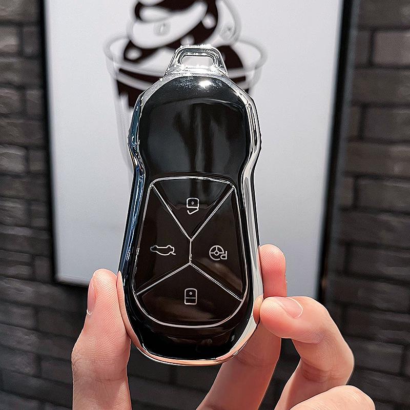 

High-Grade Anti-Fall Protection XPeng Car Key Case for P7/G3 Models - Personalized for Men & Women