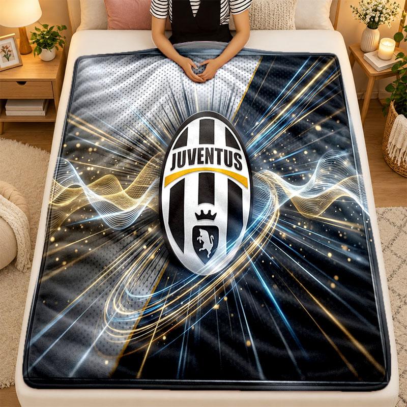 Flannel BlanketJuventus FC Warm Soft Throw Blanket for Indoor Sofa Bed Living Room Use