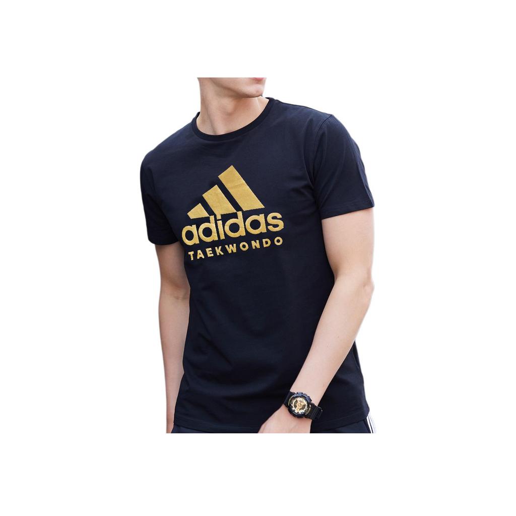 Adidas טי שירט ספורט נושמת לגברים עם הדפס לוגו רטרו, צווארון עגול ושרוולים קצרים, שחור זהב ADICTT-BG