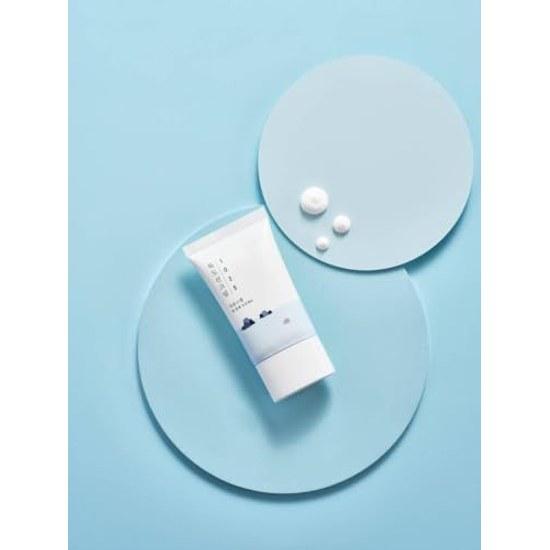 ROUND LAB 1025 Dokdo Sunscreen / Aqua Zero Panthenol SPF50+ PA++++ 50ml White