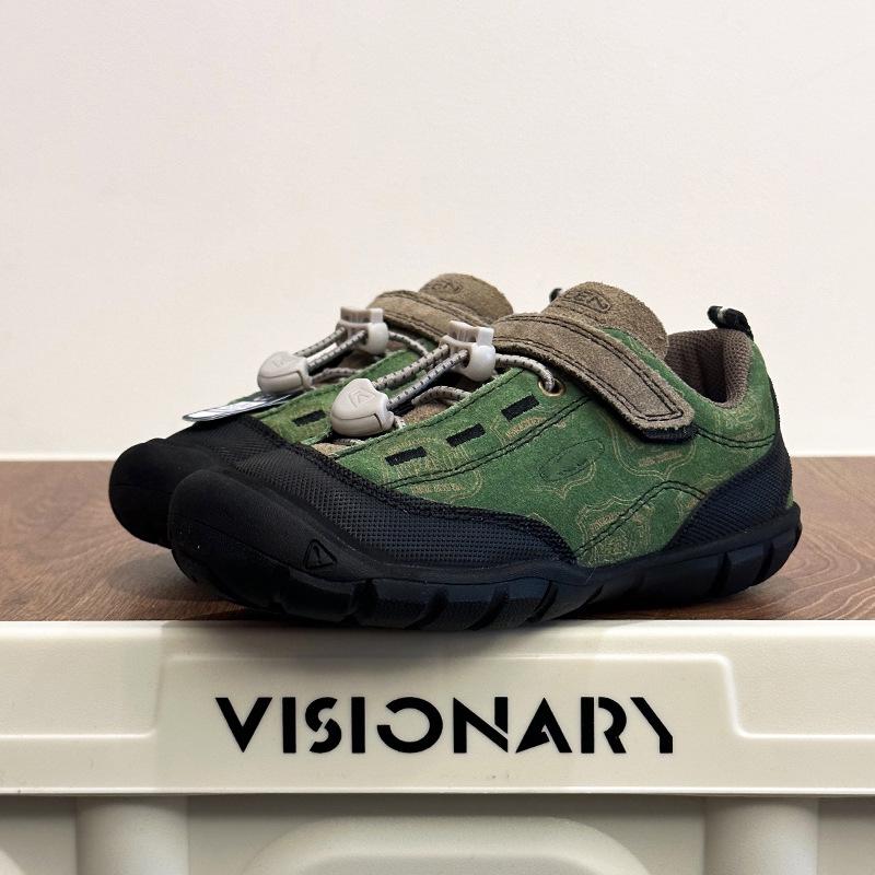 

Детские весенние замшевые походные ботинки Jasper Kids 28