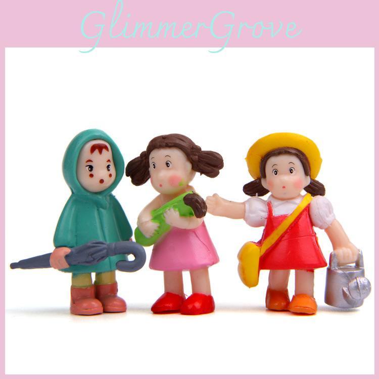 My Totoro Neighbor Anime Character Raincoat Holding Kettle Girl Model Ornament