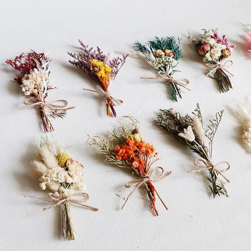 Mini Bouquet of Mixed Natural Dried Flowers: Preserved Gift Box for DIY and Decorations