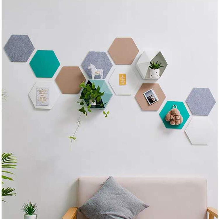 Stickere de Perete Hexagonale din Feutru Colorat Autoadezive pentru Fundaluri de Canapale și Expoziții pentru Grădiniță