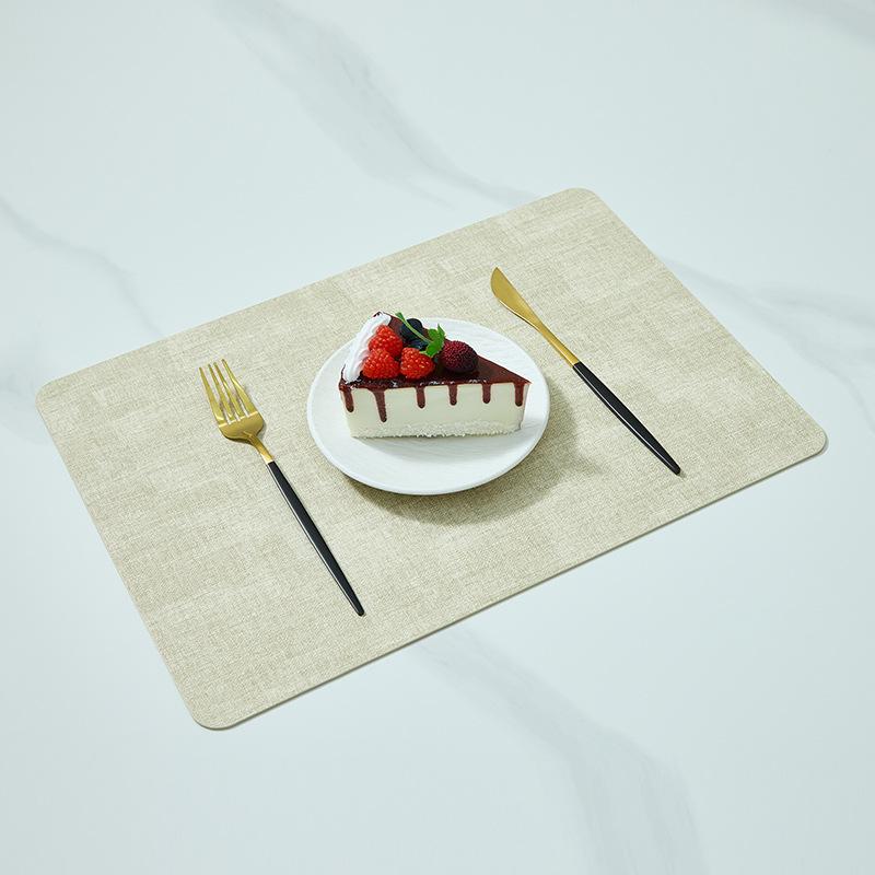 Tappetino da Tavola Bicolore Stile Nordico in Ecopelle – Isolamento Termico e Impermeabile, Quadrato, Disponibile