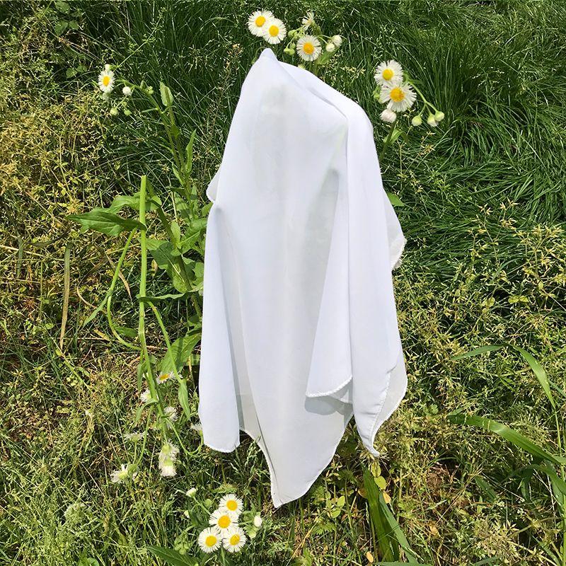 

Court Dance Peking Opera Play Drama Handkerchief Embroidered Hua Dan Handkerchief Peking Opera Yu Opera Yue Opera Lady Maid Ancient Costume White (48x 48cm) without flowers