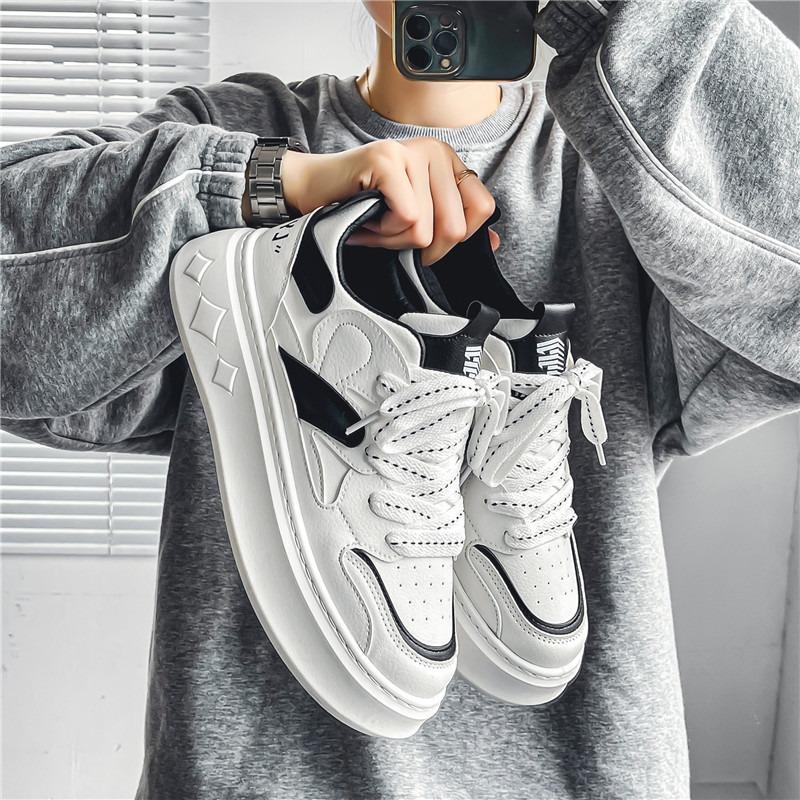 Fashion Designer Platform Running Sneakers Women Tennis shoes Woman Walking Chunky Sneakers white Casual Slip on Vulcanized Shoes