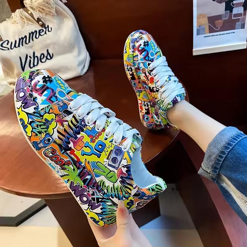 Women's Casual Sneakers Painted Graffiti Lace Up Sports Shoes for Women Flat Ladies Running Shoes Fashion New