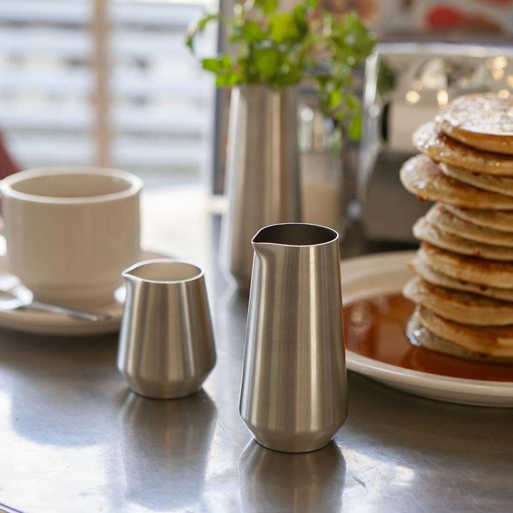 Dulton Little JugBase Medium, 160ml, for Beautiful Pouring, Stainless Steel, Creamer Dispenser, Cafe Style, Height 10.5cm, Diameter 5.3cm, Mouth