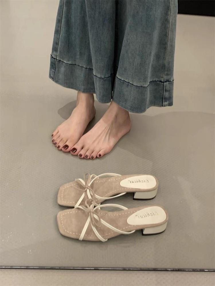 

Versatile not tired feet thick heel open toe thick bottom one word slippers female summer wear Korean fairy wind beautiful woman cool slippers 40