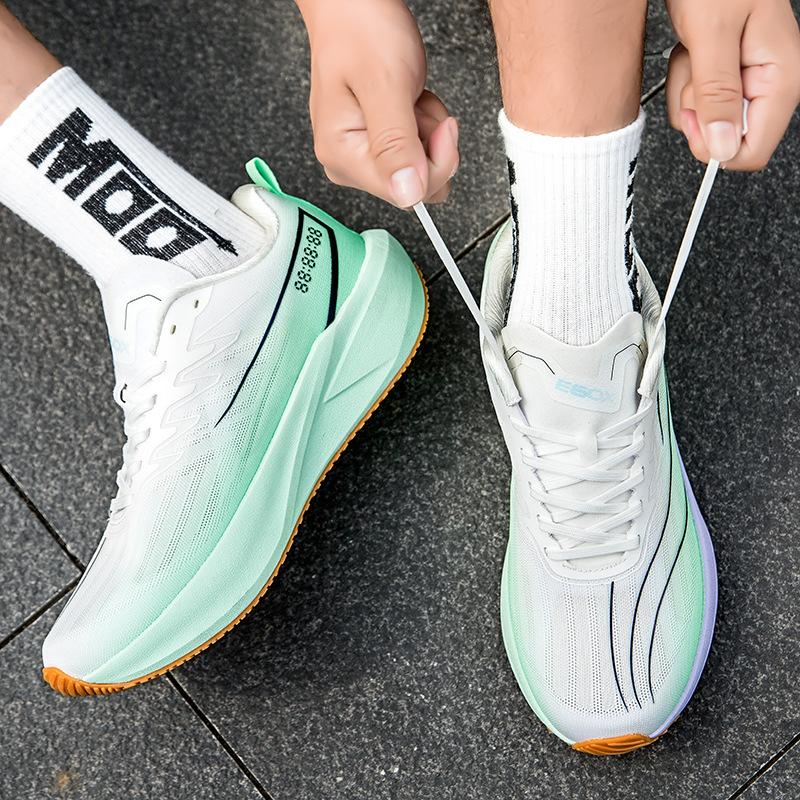 Professional jogging marathon sports running shoes summer breathable raw casual running shoes carbon plate wear-resistant new models
