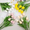 Simulation Tulip Artificial Not Wither Realistic Vivid Fresh Keeping Fake Flower Plastic Arrangement Home Decoration Flowers