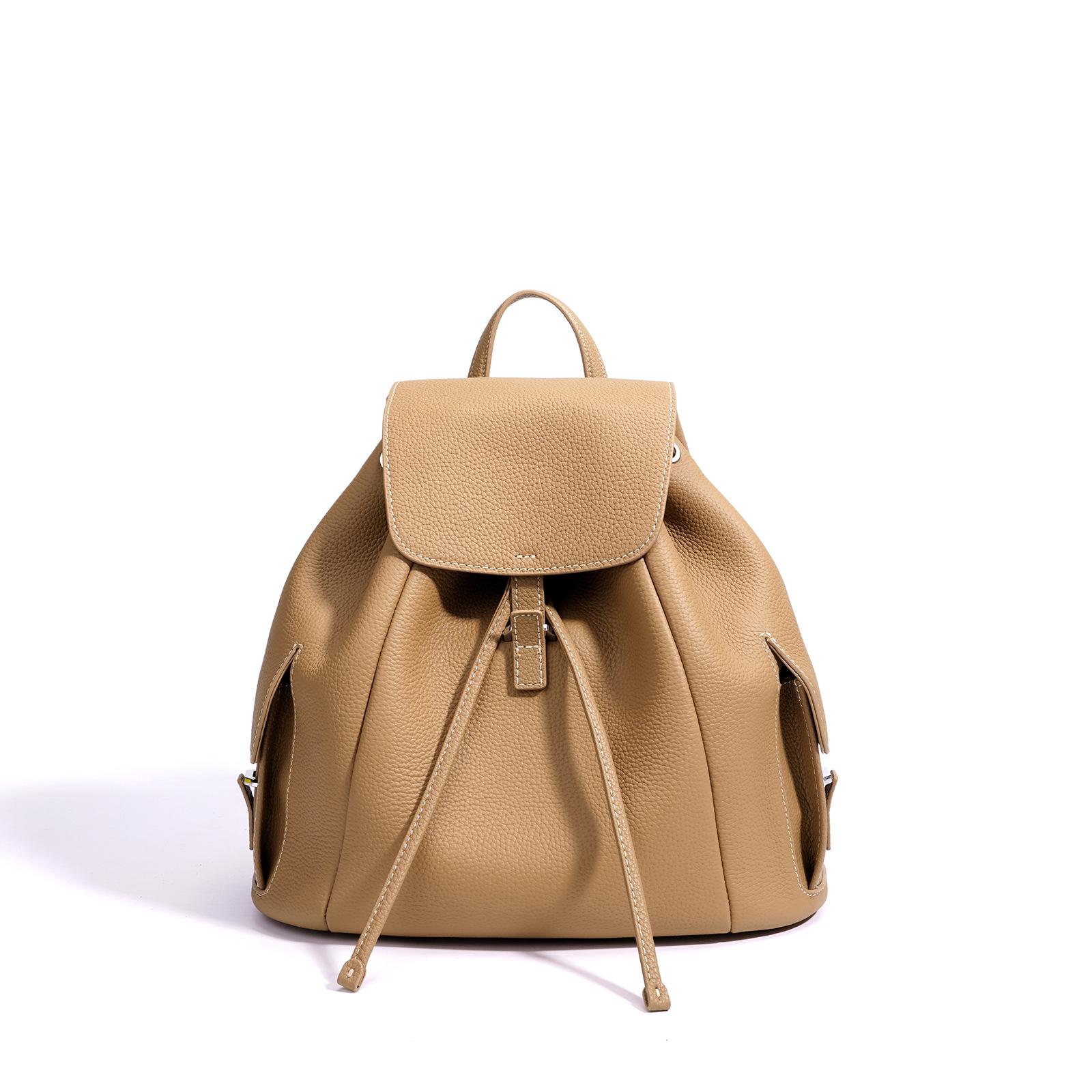 

Korean Style Women s Large-Capacity Backpack: Fashionable & Functional for Travel and Commute 32cm Length, 15cm Width, 30cm Height