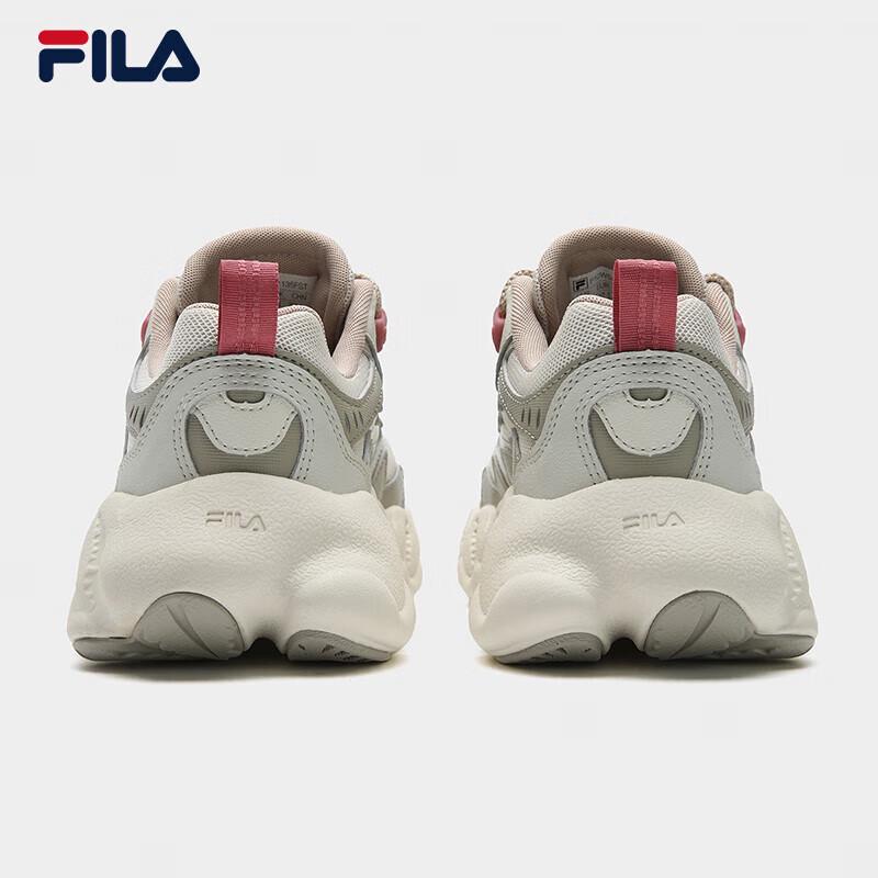 FILA Women's Ray Tracer 2 Chunky Casual Sneakers