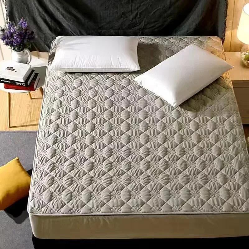 Breathable and Anti-Bacterial Mattress Topper with Air-Permeable Bed Pad for a Comfortable Night's Sleep