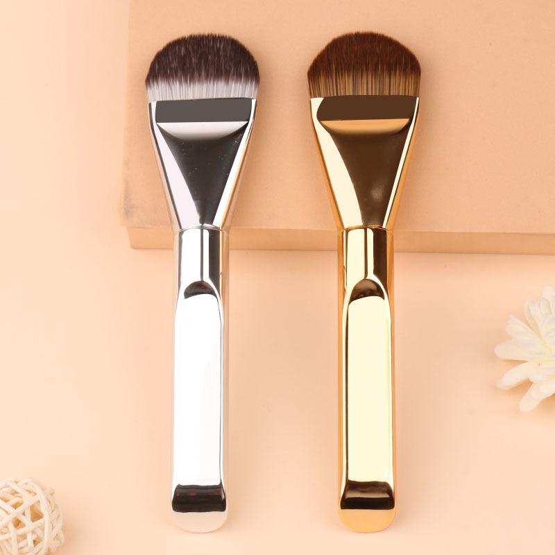 Foundation Brush - Makeup Brush for Liquid Foundation, Streak-Free & No Waste, Professional Face Mask & Cosmetic Blending Tool