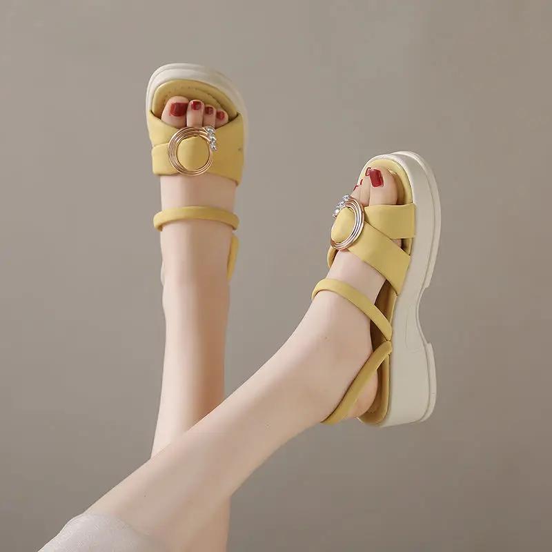 Fashion Roman Style Platform Woman Shoes Comfortable and Elegant Summer 2025 Trend Cheap Liquidation Sales Asian Size Sandals for Women