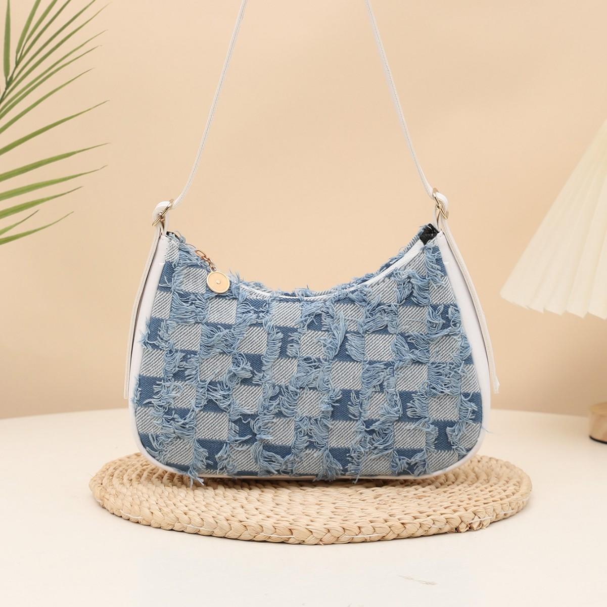 

Сумка подмышку модная повседневная сумочка 2025 новая сумка через плечо персонализированный зарубежный стиль сумка-полумесяц цельный волос синий