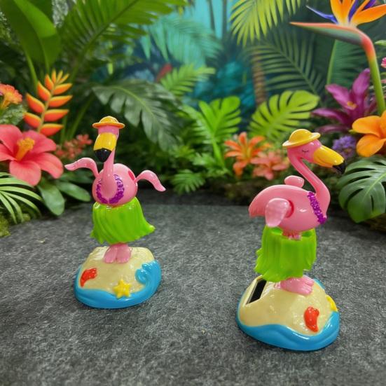 Cute Flamingo Solar Car Ornament Plastic Dashboard Decor with Automatic Swing Hawaiian Grass Skirt Design Car Desk Seaside Decoration Novelty Gift