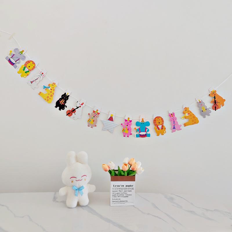 

Красочные флажки «С днем рождения» для фотосессии на первый день рождения ребенка