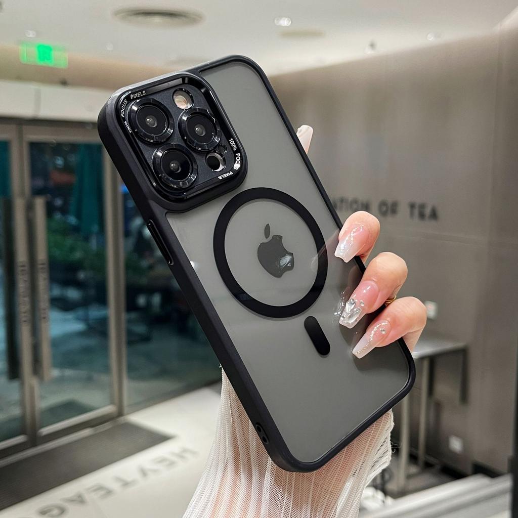 The Metal Lens Is Suitable for The Iphone16 Phone Case with A High-end Feel. The Apple 14promax Is Simple. 15 Magnetic Attraction. 13 Hard Case
