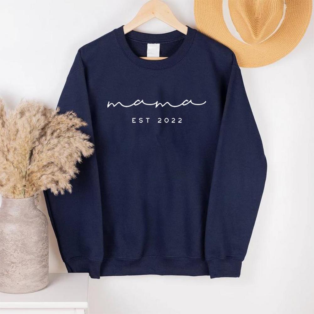 Hanorac Mama EST 2023 Hanorac Mama Cămașă de Ziua Îndrăgostiților Cadou Cadou pentru Ziua Mamei Cadou pentru ea Cadou de aniversare Hanorace la modă pentru femei