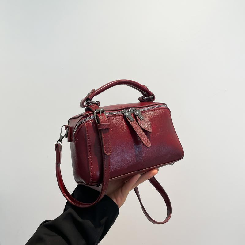 

Women PU Leather Handbags Small Shoulder Bag Fashion Ladies Crossbody Bags for Women Casual Female Messenger Bag 20X9X12CM
