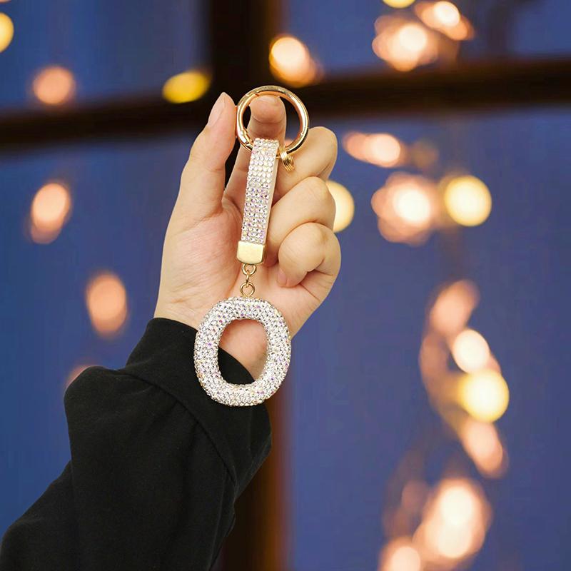 1PC Keychains Ideal Gift Letter Design Bling Key Ring Accessory Full Rhinestone Design Lucky Pendant 26 Alphabet Letters