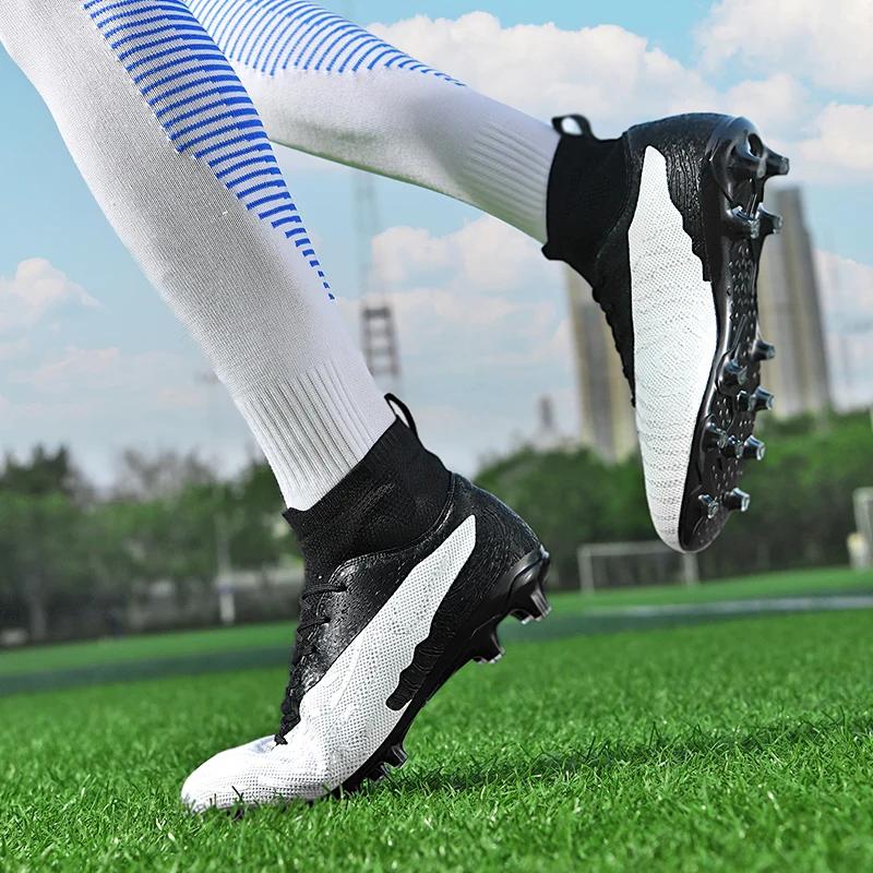 Men Professional Soccer Shoes Anti-Slip Outdoor Grass Training Stud Sports Shoes Men Soft Lace-Up Football Boots Men