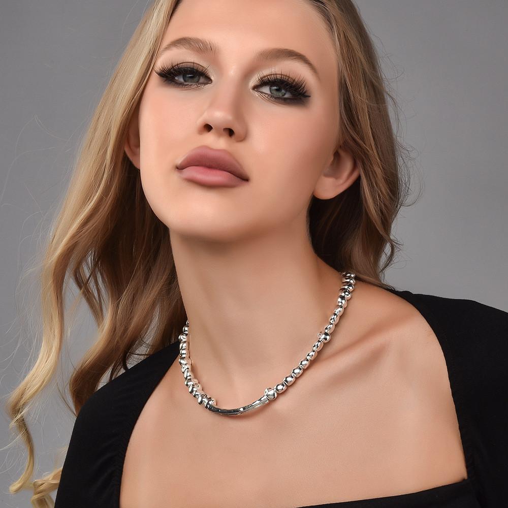 Geometric V Gold Necklace For Women With Minimalist Style Jewelry For Winter