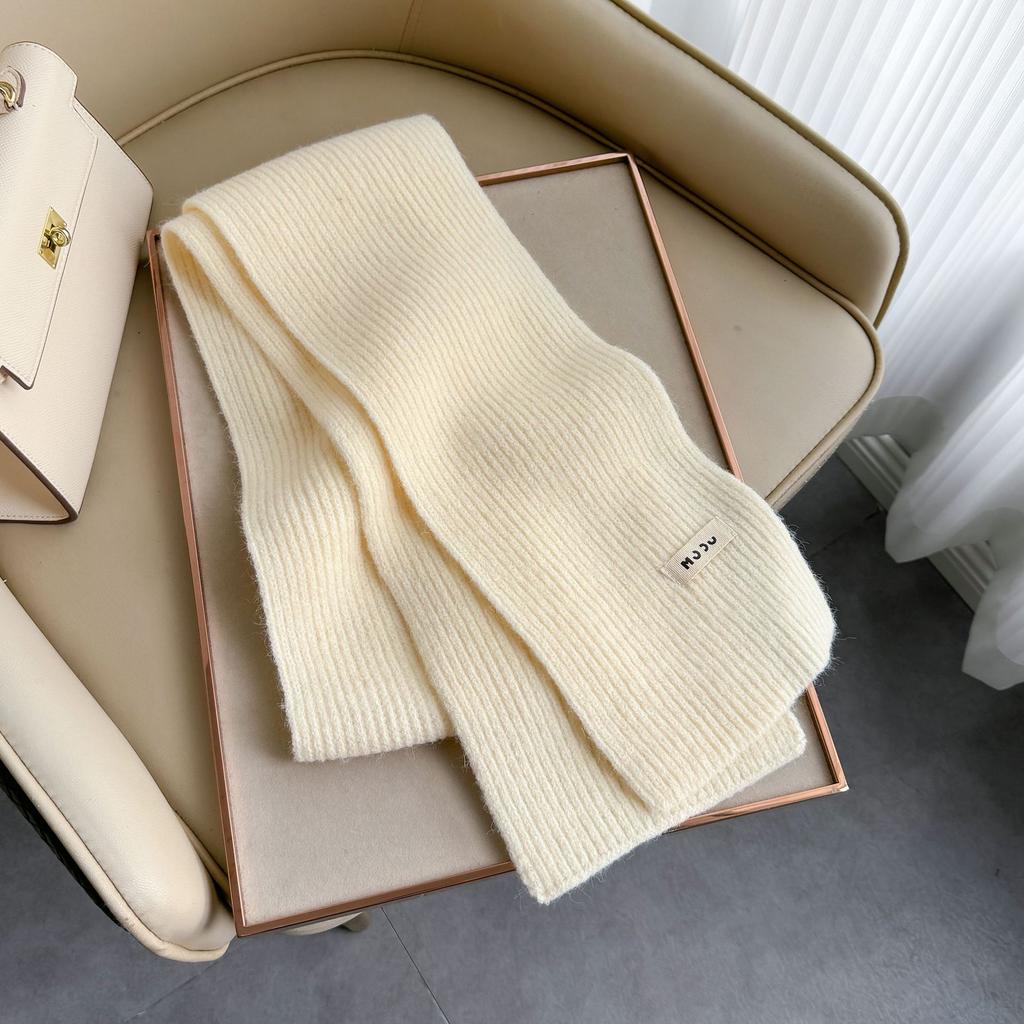 New Autumn and Winter Knitted Scarf Women's Fashion Classic Solid Color Versatile Scarf Simple Korean Version Thickened Warm Small Scarf